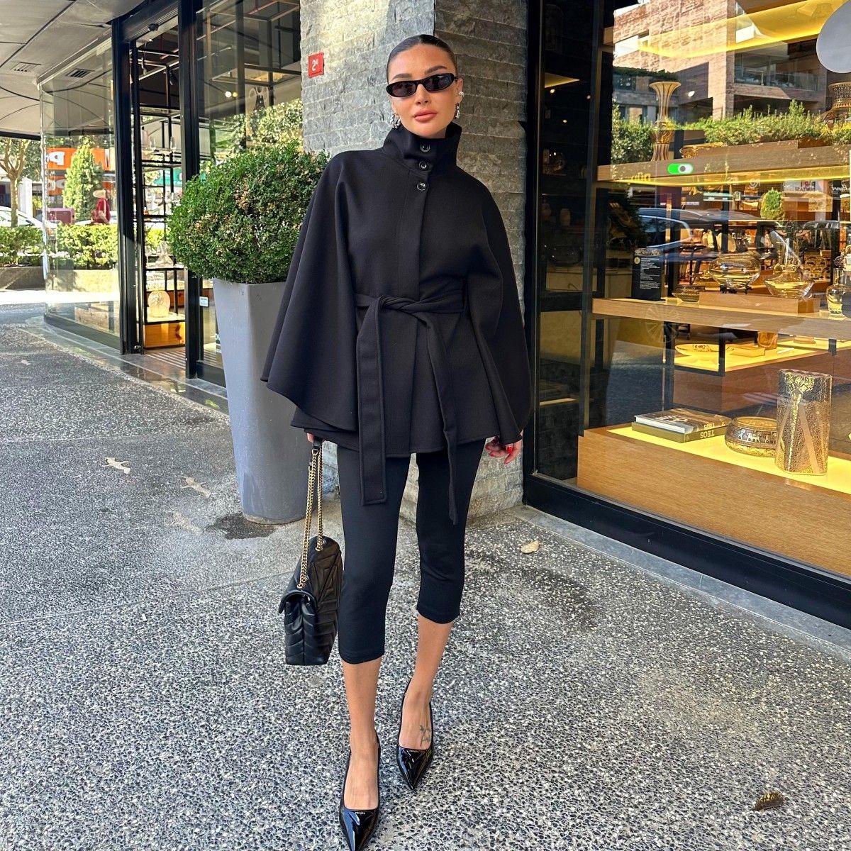 

Европейское и американское женское осенне-зимнее пальто 2025 года, элегантное пальто с воротником-стойкой и поясом S