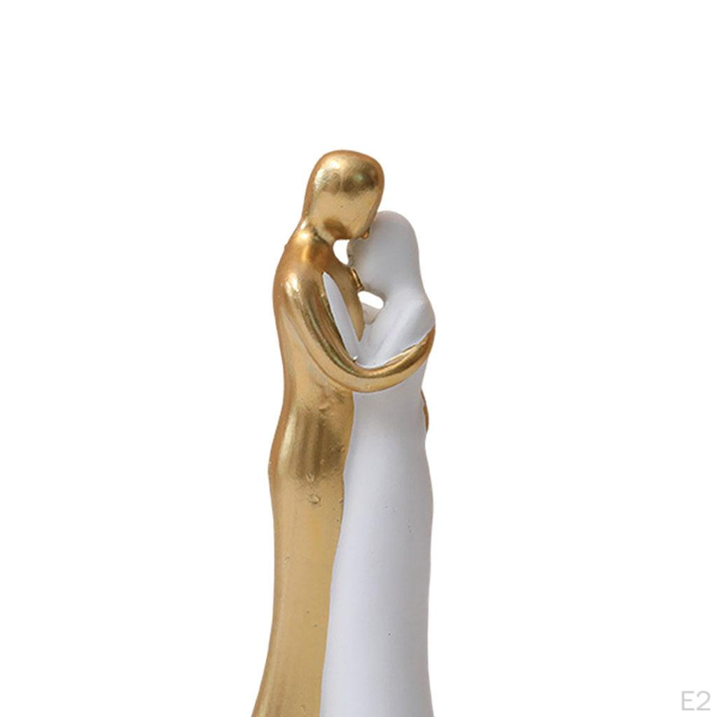 Elegant Couple Figurine Sculpture for Home Decoration