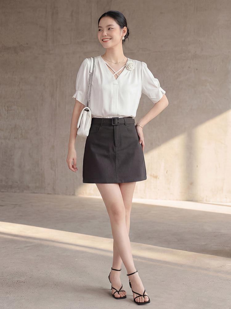 Fei Yuan A-line Skirt for Women with Belt and Double Pockets - Anti-exposure, Solid Color, Short, Petite Fit.