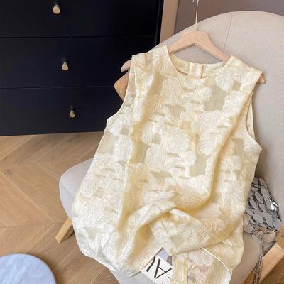 Three-dimensional Jacquard Sweet Sleeveless Shirt Women's 2025 Summer New High-end Fashion Vest Vest