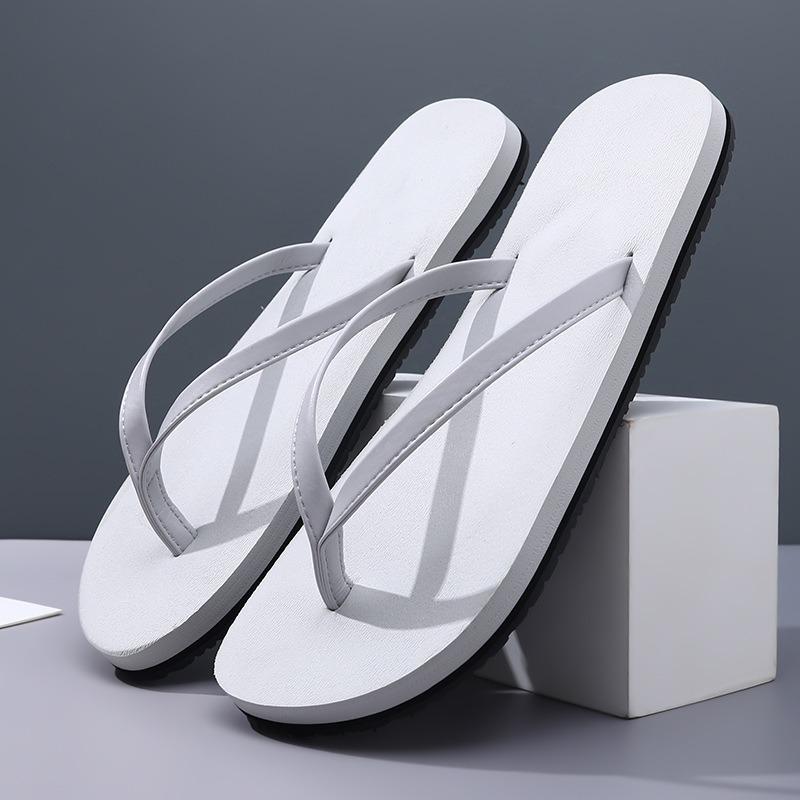 New men's flip-flops fashionable outer wear rubber non-slip personalized fashion pinch feet beach summer slippers men