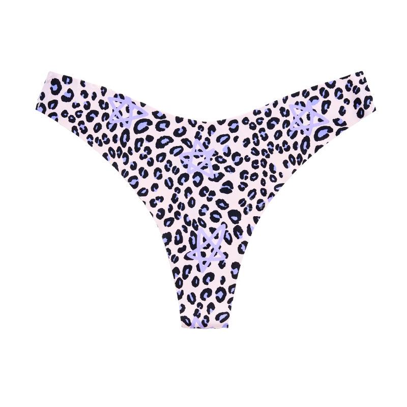 Leopard Heart Print Low-Rise No-Stripes Cotton Thong