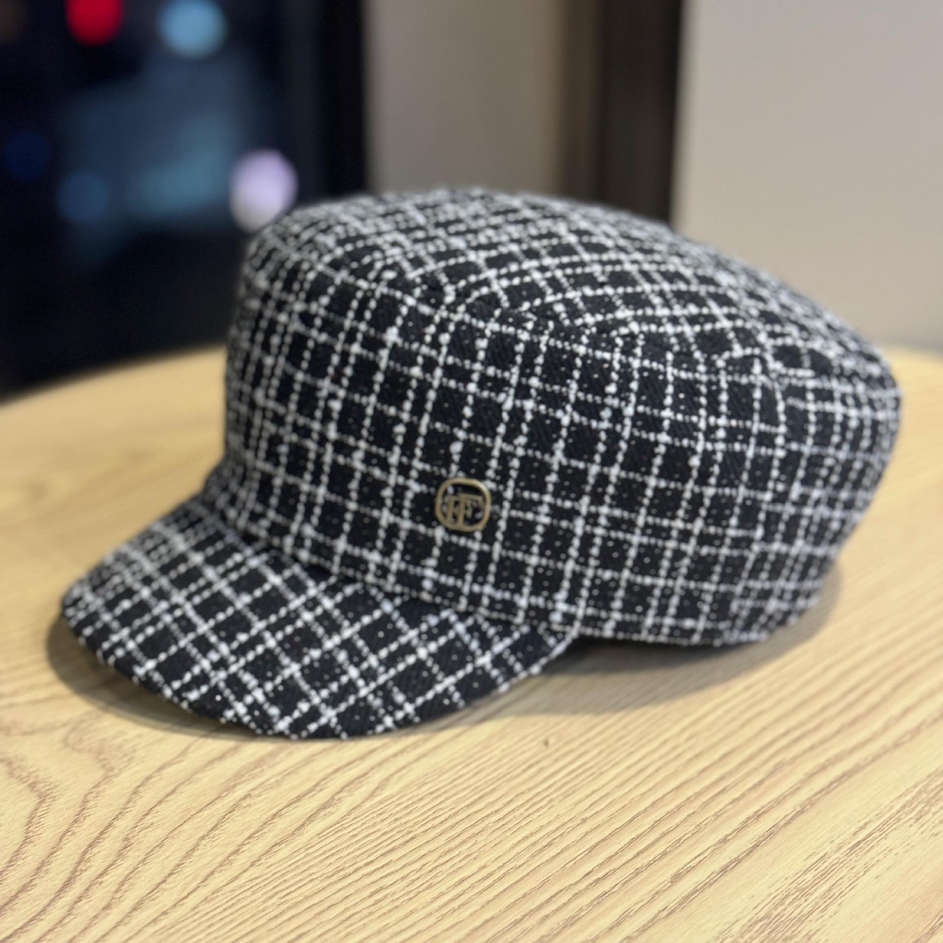 

Korean Style Fashionable Small Fragrant Style Flat Top Navy Hat Fashionable Face Small Autumn and Winter Retro Plaid Beret Hat Female Celebrity Style one size
