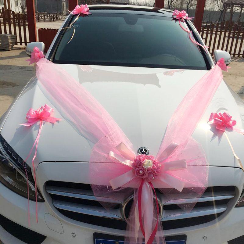 Set Decoratiuni Florale cu Trandafiri pentru Mașina de Nuntă în Stil Coreean, Include Decor pentru Lateralele Mașinii.