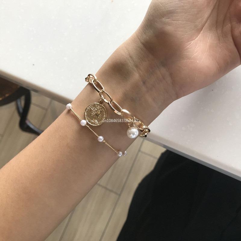 A Simple and Elegant Women's Imitation Pearl Bracelet, Gold Bead Necklace, Gothic Bracelet, Fashion Gift Jewelry