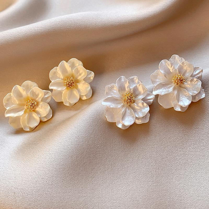 Elegante Harz Fee Blume Stud Ohrringe Für Frauen Süße Einfache Blume Ohrringe Mode Koreanische Hochzeit Romantische Schmuck Geschenke