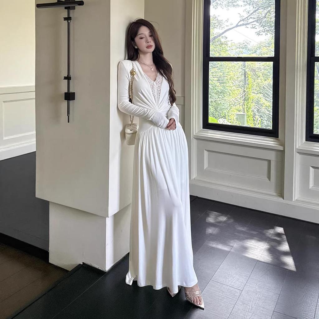 Women's Sexy White V-Neck Retro Lace Patchwork Long-Sleeve Dress - 2026 Early Spring Collection