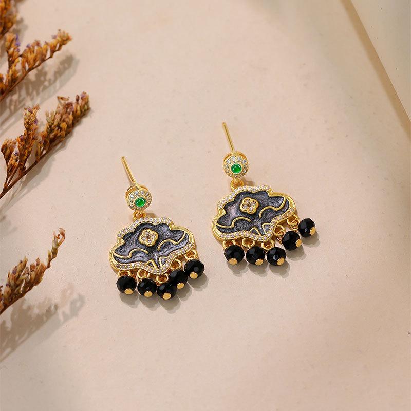 

925 Sterling Silver Chinese Ruyi Longevity Lock Earrings for Women - Qipao Style Light Luxury Studs and Personality Ear Hooks Electroplated Gold