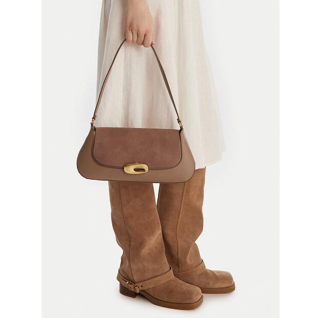 Сумка Calvin Klein Hardware Brushed Shoulder Bag One Size
