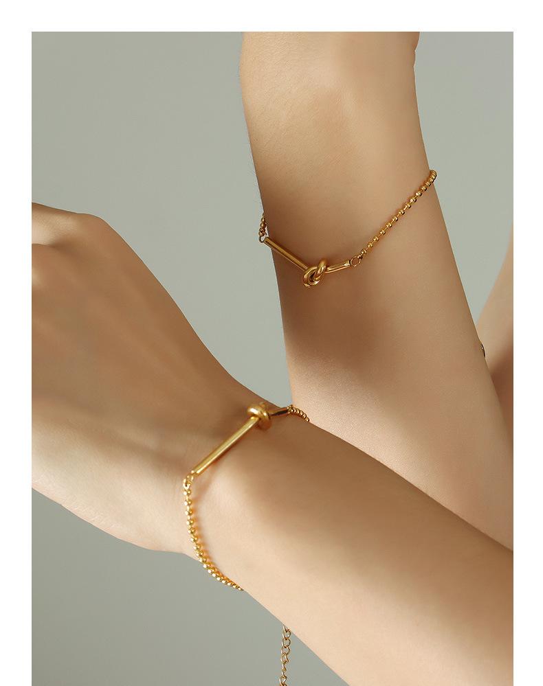 Korean-Style Lucky Knot Gold-Plated Titanium Bracelet for Women - Fade-Resistant Jewelry