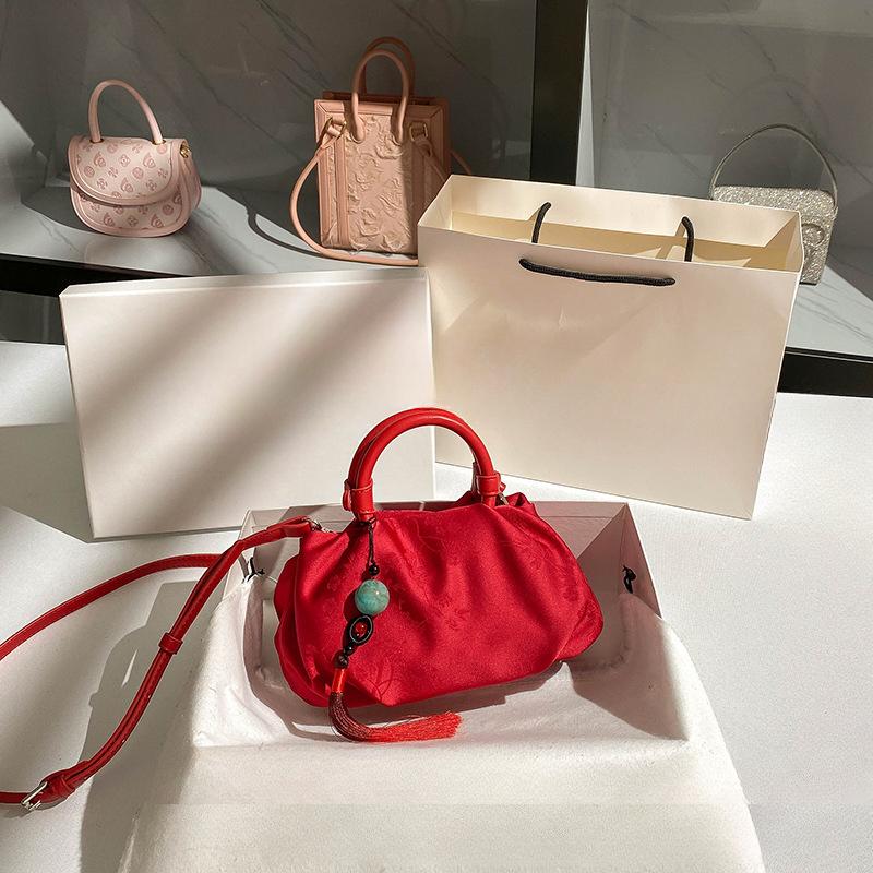 Damentaschen Beliebte Chinesische Plissee-Wolken-Taschen Nischen-Bestickte Handtaschen