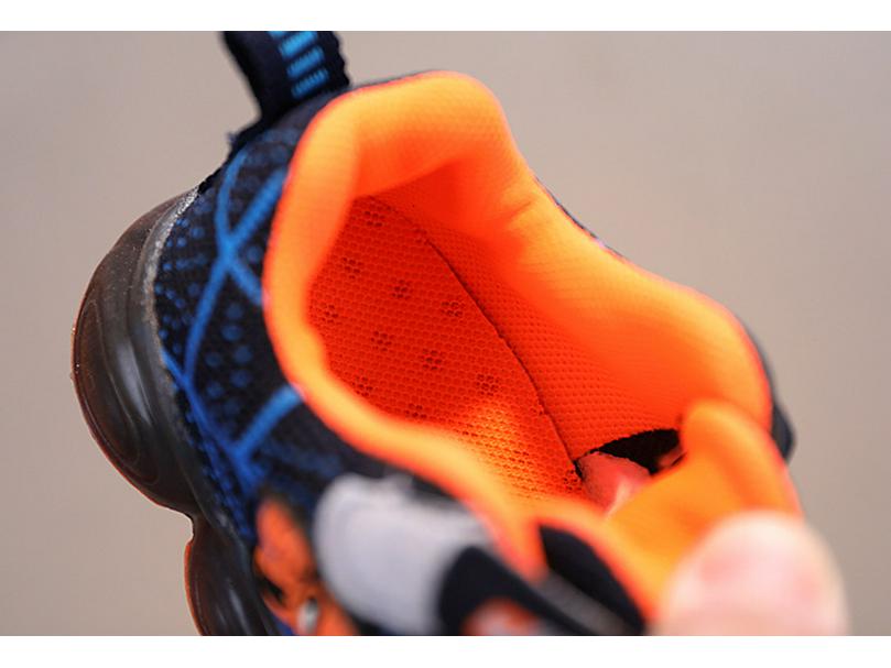 Kids' 2026 Spring Light-Up Running Shoes, Boys' Soft Sole, Non-Slip, Breathable, Toddler Sports Sneakers