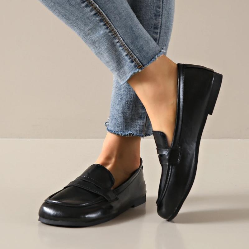 2025 Women Spring New Flats Shoes Soft-soled Loafers Slip On Boat Shoes Designer Casual Leather Oxfords