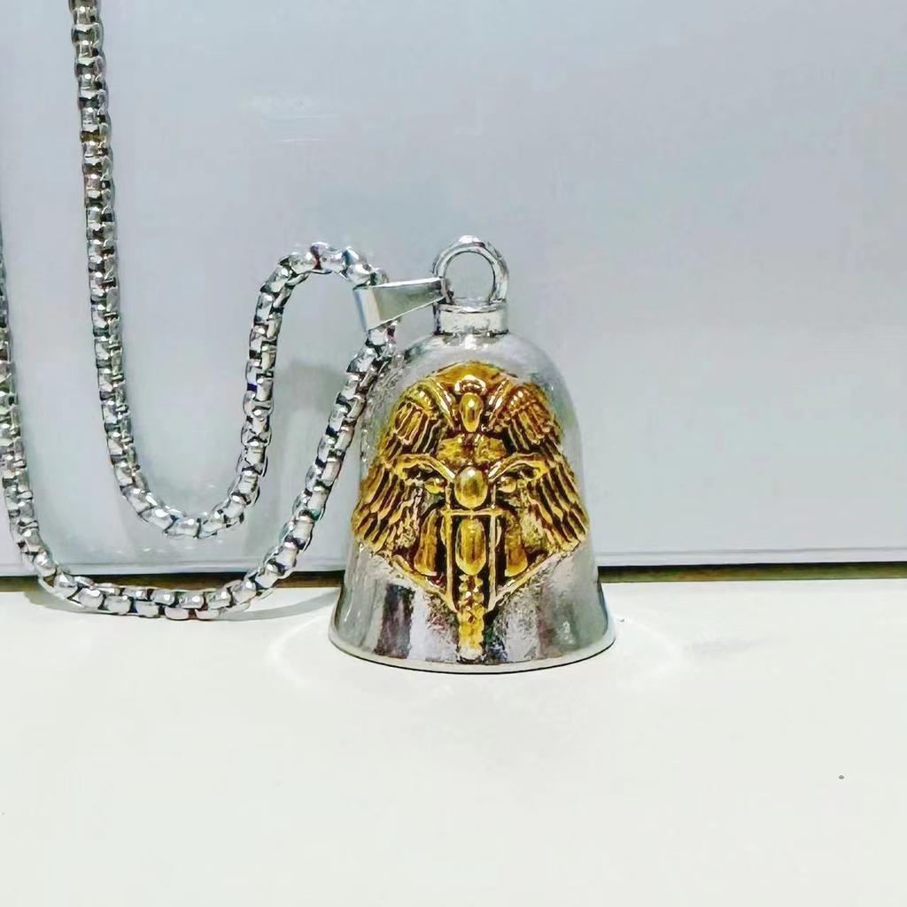 Modischer Engel Flügel Motorrad Klingel Anhänger Schlüsselanhänger Punk Rock Herren Reitparty Amulett Exorzismus Schmuck