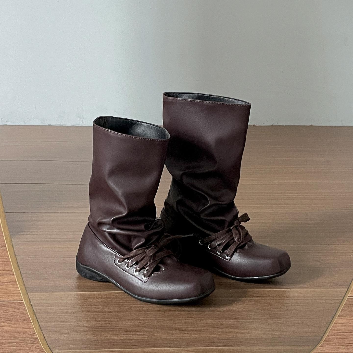 

Brown retro versatile square head flat bottom short boots children s summer 2025 new with skirt pleated western pile boots 39 коричневый