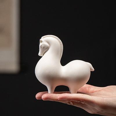 Chinese White Porcelain Horse Statue Vintage Horse Decorative Ceramic Art Zen Creative Ornaments Mascot