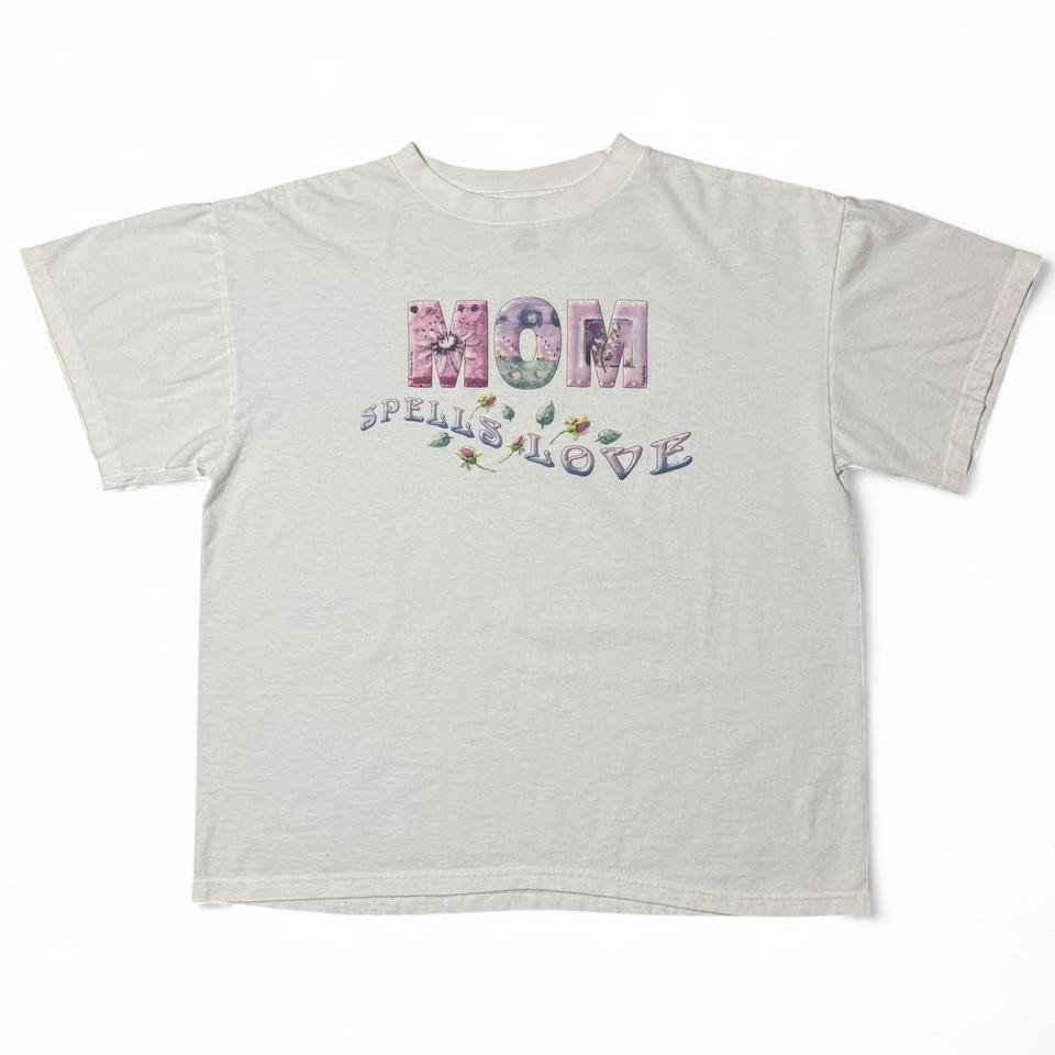 Vintage Y2K Mom Spells Love Graphic T-shirt Gift Holiday Mother Grandma L 22x25 S