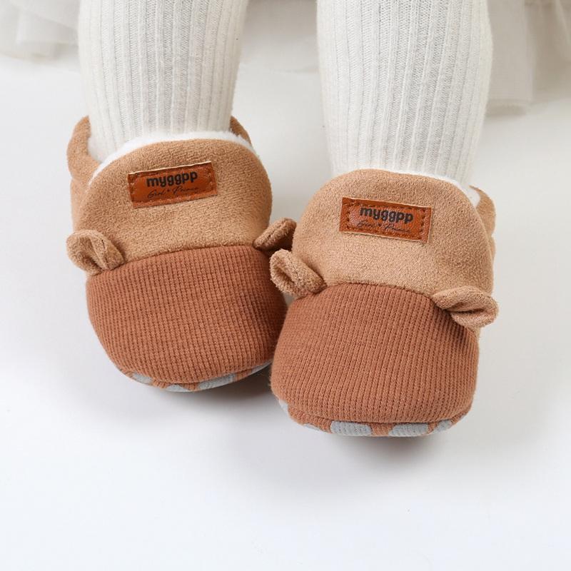 

Теплая детская обувь Мягкая и нескользящая детская обувь 11