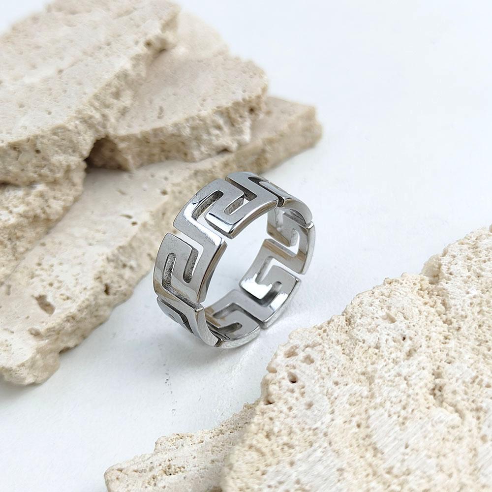 Stilvoller und charmanter Herrenring aus vergoldetem Edelstahl, schlichter Damenring mit Chinesische Mauer Muster, Schmuck für Hochzeitsfeier