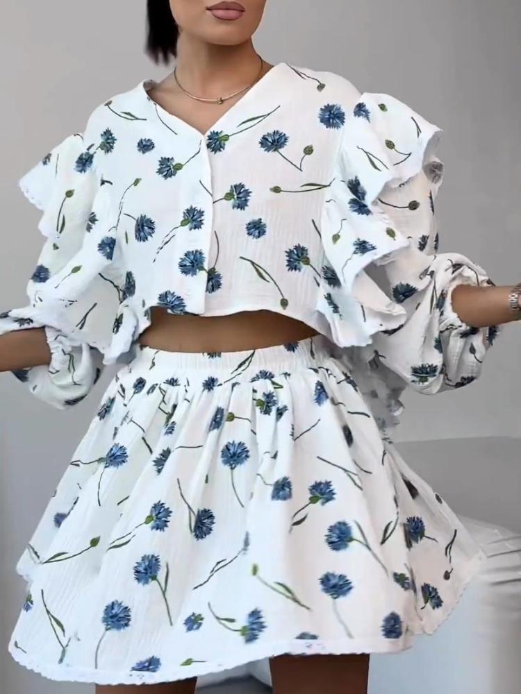 

White Two-Piece Strawberry Embroidered Lace Dress Set with V-Neck and Puff Sleeves XL