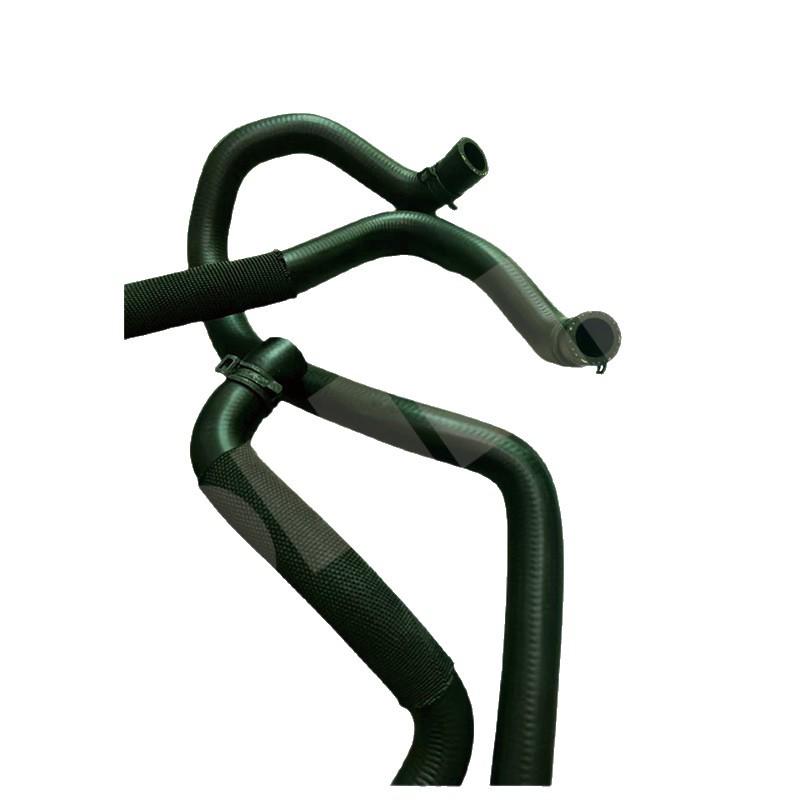 Land Rover Discovery D4 Heater Hose LR075323 – High-Quality Cooling System Auto Part