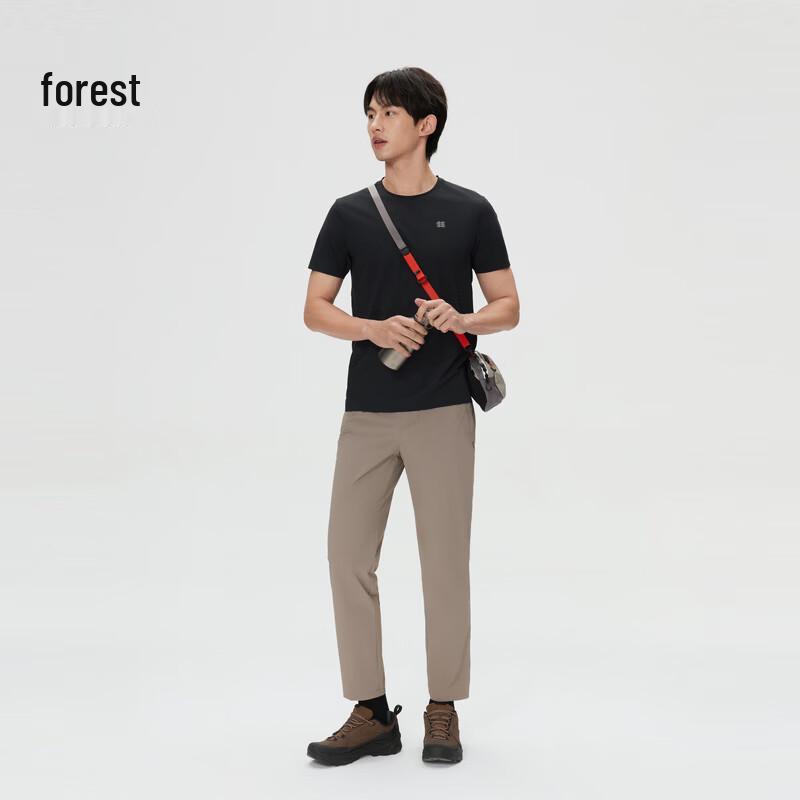 KOLON SPORT Men's Carvico Spliced Crew Neck T-Shirt