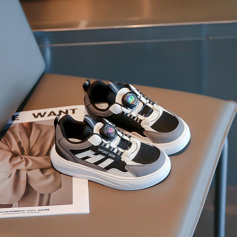 Kindermode Atmungsaktiv Niedrig Geschnitten Kinder Studenten Trendige Weiche Sohle Lauf Sport Skateboard Schuhe Jungen und Mädchen Bequeme Sneaker