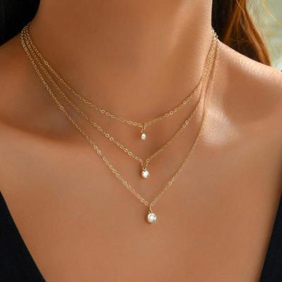 Collana con Pendente Multistrato di Strass Europei e Americani - Design Elegante, Sexy e Chic