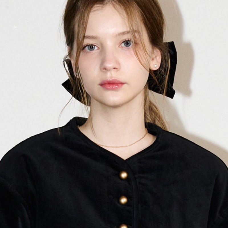 Die andere von min Samtband-Haarnadel