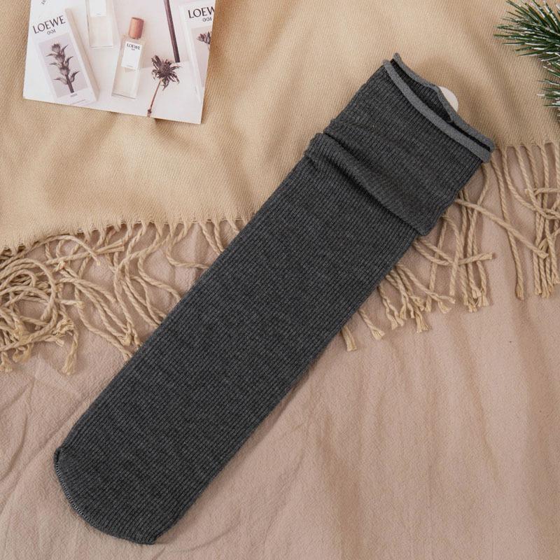 Ladies Autumn and Winter Thick New Products Pure Color Retro Sweat Absorbing Breathable Long Tube Pile Pile Cotton Socks
