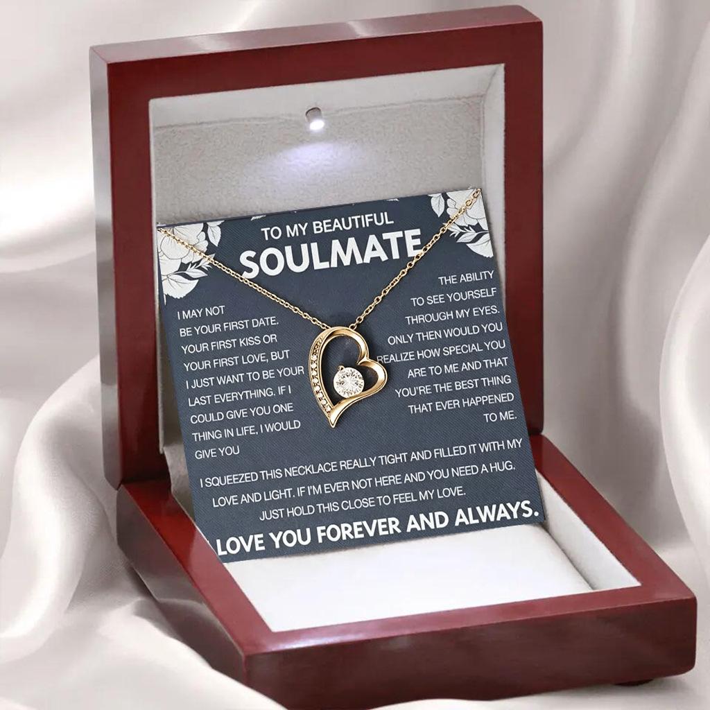 Exclusive Love Heart Necklace with Diamond-Inlaid Pendant - Perfect Anniversary Gift