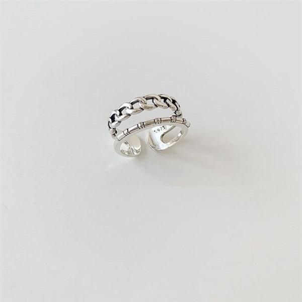 

Korean Elegant Heart Chain Ring For Women Crafted From Pure S925 Silver Stylish Design Adjustable J334