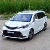 lqbn4 1:24 Toyota Sienna MPV Van Alloy Diecasts & Toy Vehicles Metal Toy Car Model Sound And Light Collection Kids Toy H4