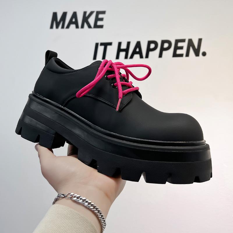 

Низкие ботинки Martin мужские 2024 года новые на платформе с большой головкой корейская версия деловая повседневная универсальная модная кожаная обувь 6111-A 44 чёрный