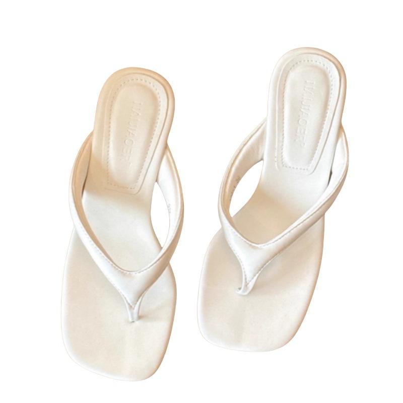 Kokosnussinsel! Französische weiße Flip-Flops Damen 2025 neue Sommer-Mode vielseitige Zehenkeilabsätze High Heels