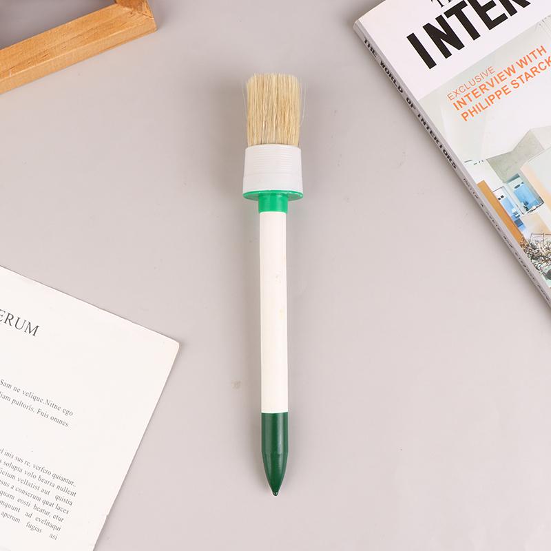 1Pc Portable Tire Lubricating Paste Brush Tyre Scraper Lubricating Oil Special Brush Tyre Lubrication Tyre Repair Tool