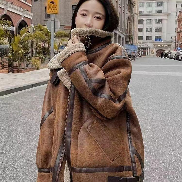 Fur integrated imitation fur coat women's winter new velvet thickened suede lamb wool coat loose locomotive clothes