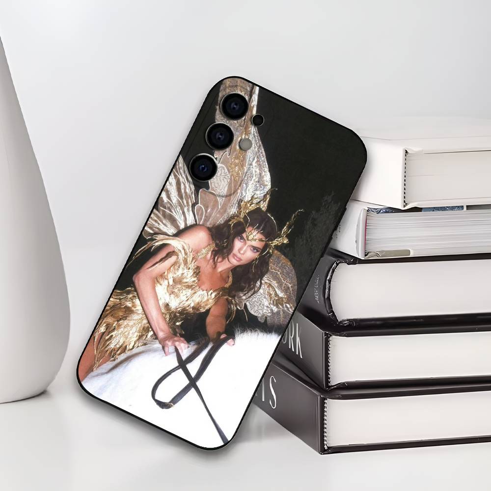 K-Kendall Jenner The Supermodel Phone Case For Samsung S25,S24,S21,S22,S23,S30,Ultra,S20,Plus,Soft Silicone Black Cover