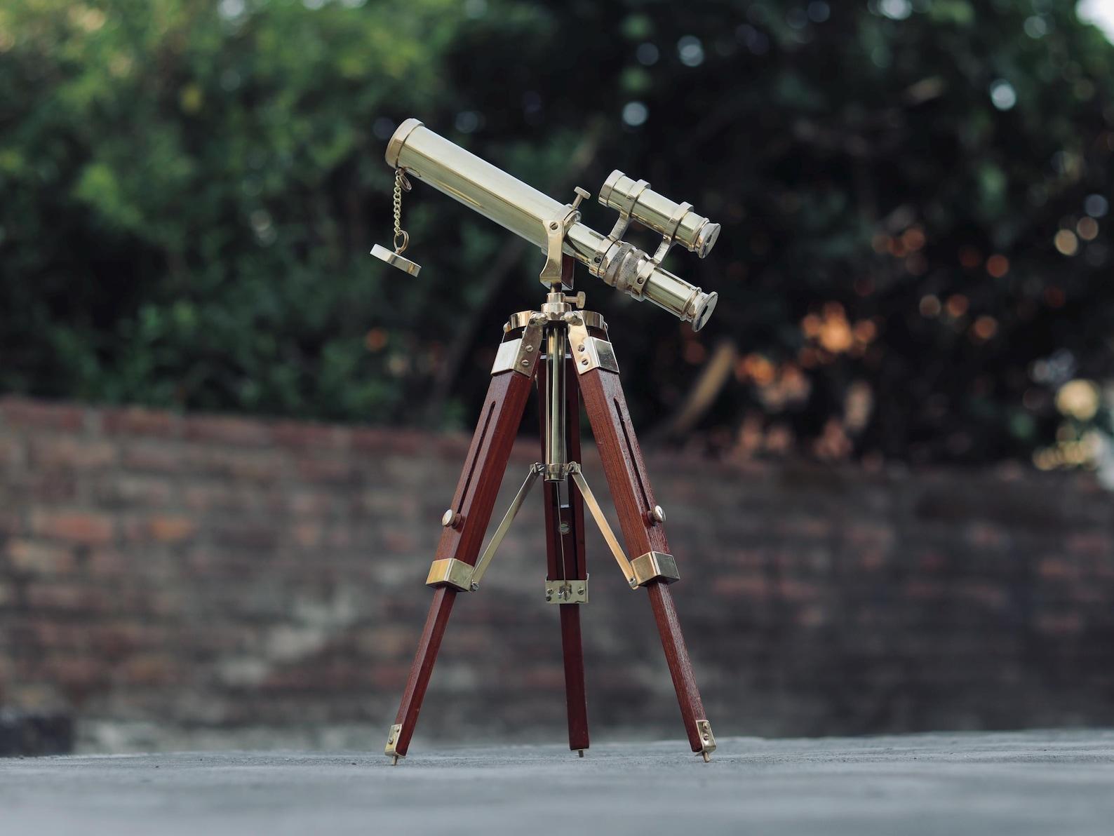 Vintage Brass Telescope with Wooden Tripod – Antique Nautical Spyglass Decor for Office, Home & Maritime Gift Collection