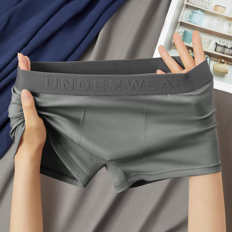 Men's Spring and Autumn Vintage Cotton Comfortable Breathable Mid Waist Flat Angle Briefs