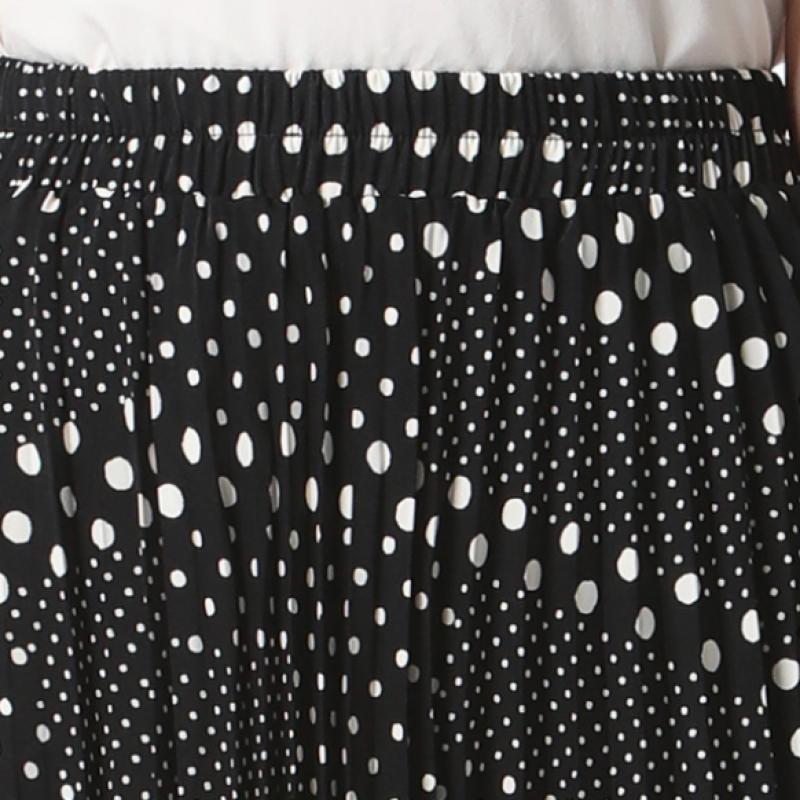  She S miSS  Dot Banding Pleated Long Skirt  Price  138 000 Won 