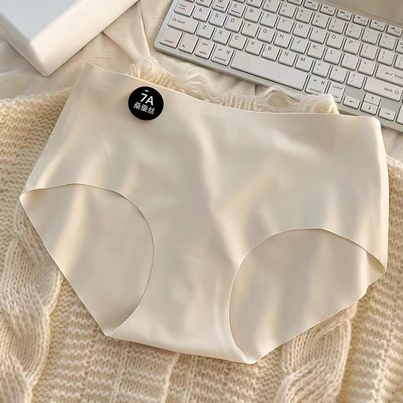 

Women s Plus Size Mid-Waist Yoga Briefs - Milk Silk 7A, Skin-Friendly, Elastic, Solid Color XL