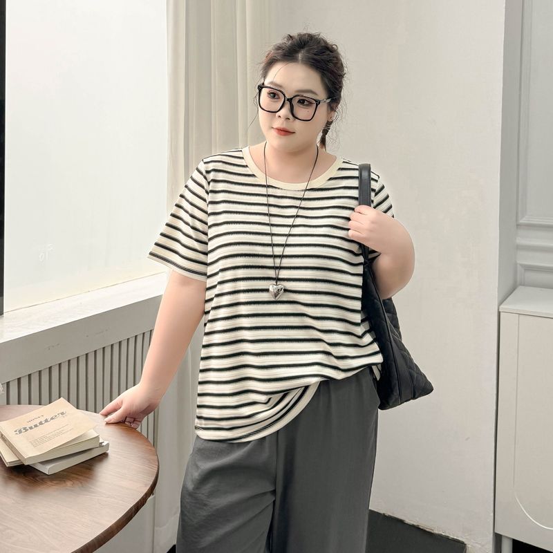 

Plus size women clothing [Simple Artistic Set] Chubby Girl Stripe round Neck Short sleeve T-shirt Belly Covering Suspender Skirt Two-piece Set Apricot Bottom Black Strip-T-Shirt 6XL