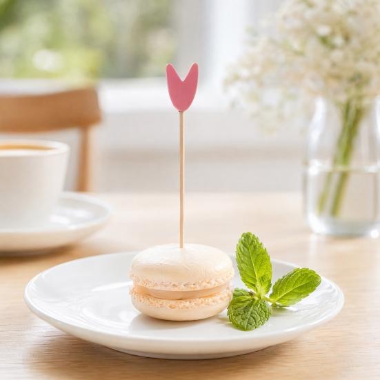 100Pcs Disposable Fruit Picks, Cocktail Picks with Decorative Leaves Flower Tips, Bamboo Skewers for Fruits Cakes Cocktails Snacks