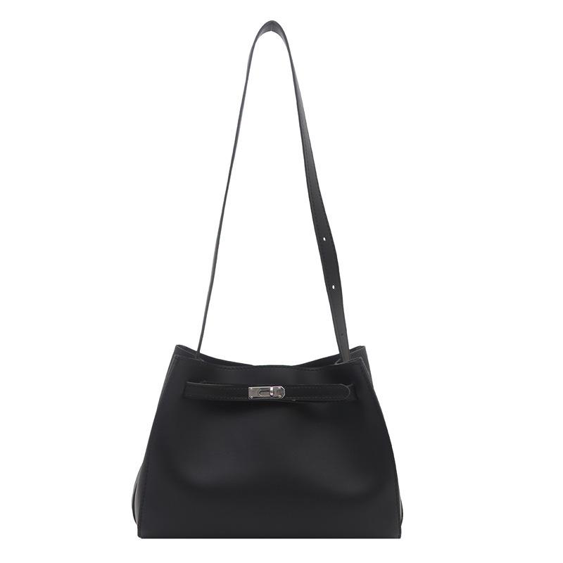 

Textured women s bag New urban simple style women s child and mother bag Large capacity portable shoulder armpit bag чёрный