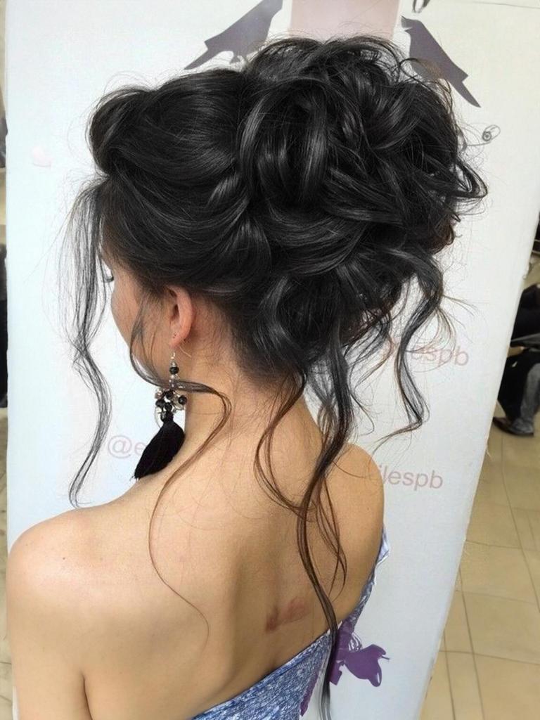 ALAN EATON Claw Clip Messy Bun Hair Piece for Women BLonde Synthetic Wavy Curly Ponytail Hairpiece for Daily Wear Multi-color Option 10 Inch