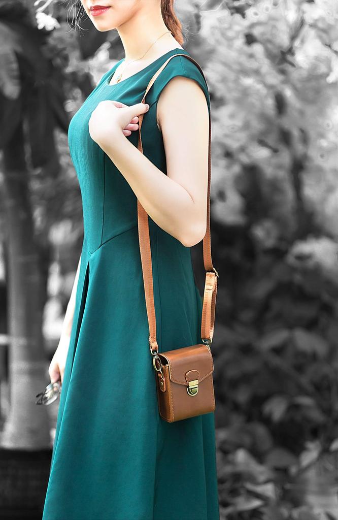 MOSSLIAN Digital Camera Case Panasonic Canon PowerShot SX740 Nikon COOLPIX General Purpose High Quality PU Camera Bag with Hand Strap