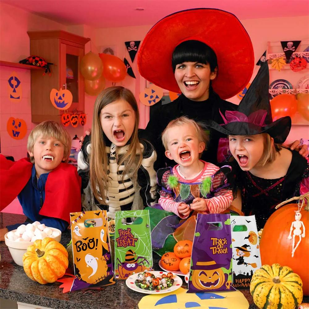 40pcs Halloween Gift Plastic Gift Tote Candy Party Pumpkin Spider Element Colorful Packaging Plastic