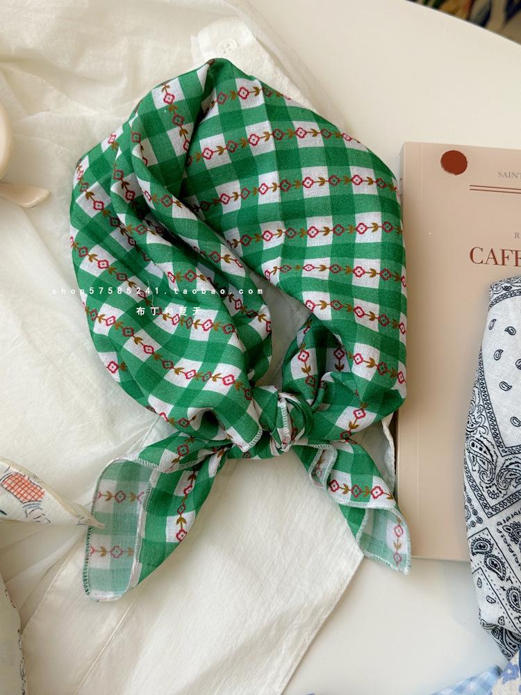 Quadratischer Schal aus Baumwolle und Leinen mit floralem Tupfenmuster - Retro & frisches Kopftuch