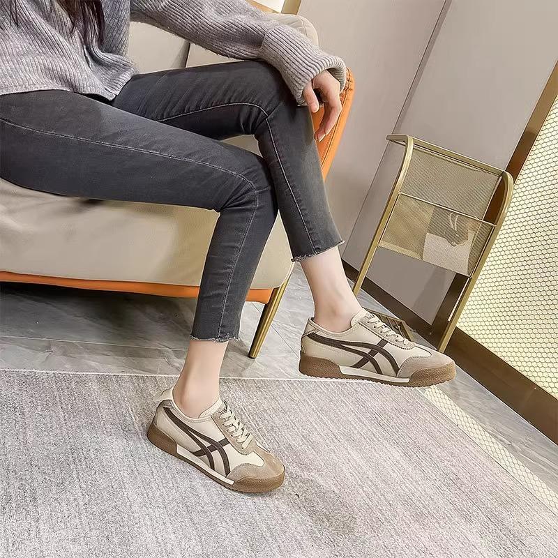 Versatile Waffle Forrest Gump Shoes Women's 2025 Popular Retro German Training Shoes Women's Little White Shoes Casual Sports Flat Shoes